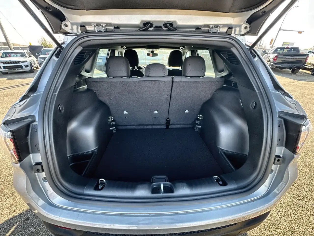 Jeep Compass photo Jeep Compass
