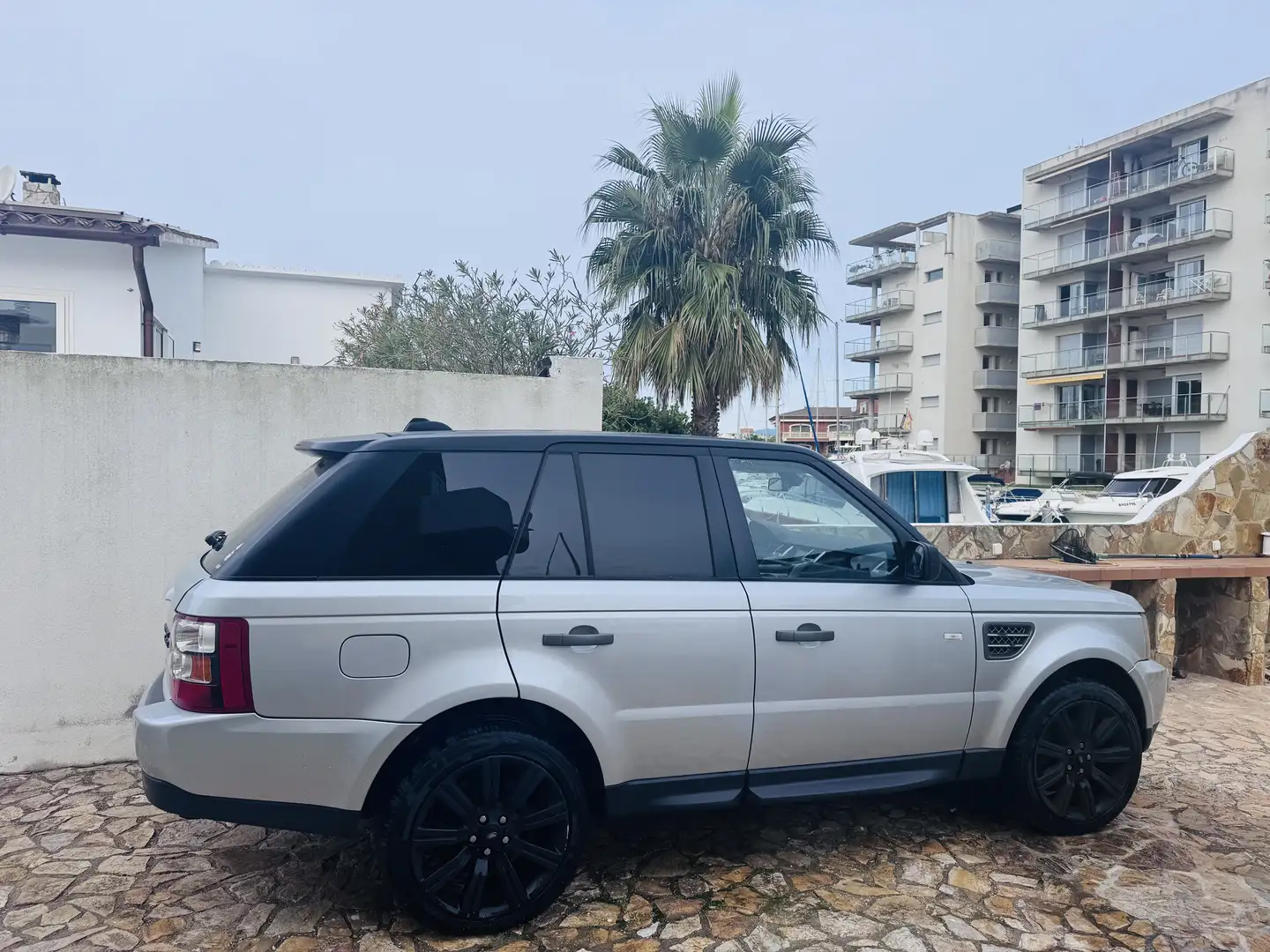 Land Rover Range Rover Sport TDV6 HSE - 1