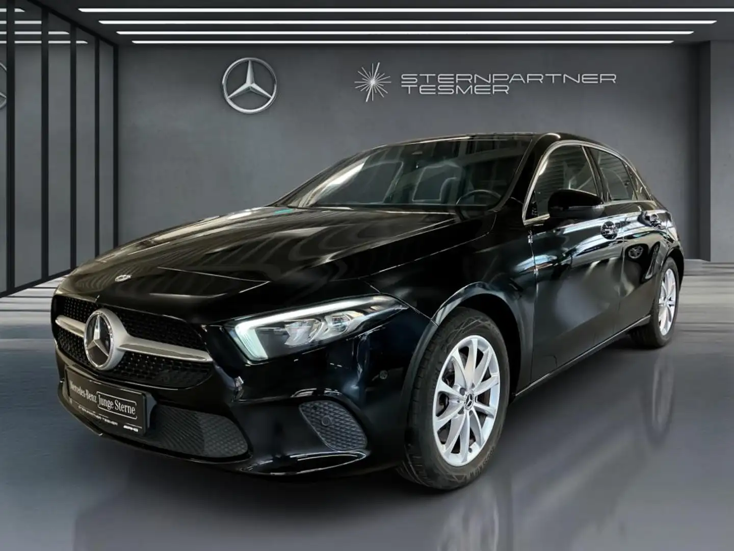 Mercedes-Benz A 250 e PROGRESSIVE +KAM+MBUX+LED+TEMPO+AMBIENTE Schwarz - 2