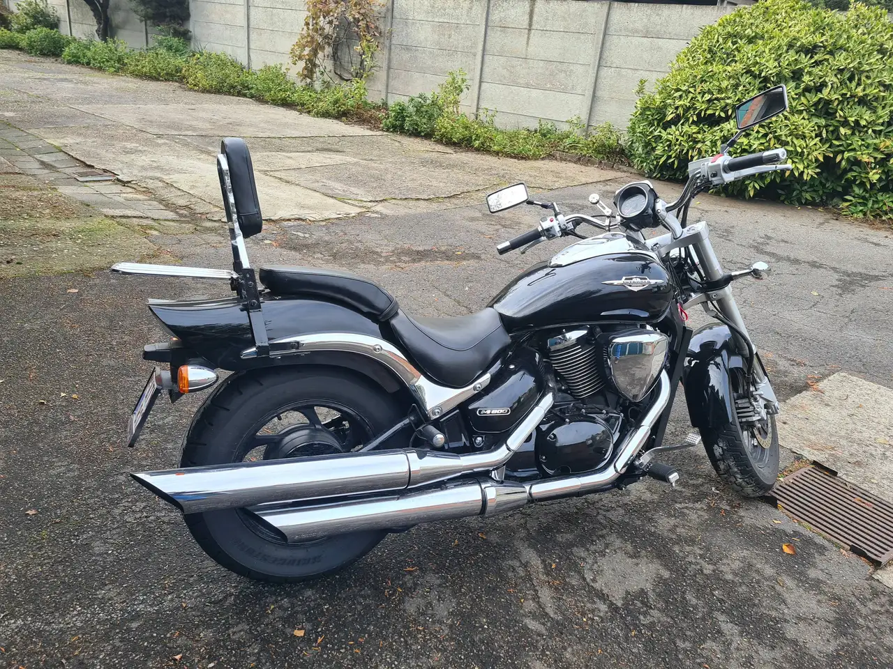 Suzuki VZ 800