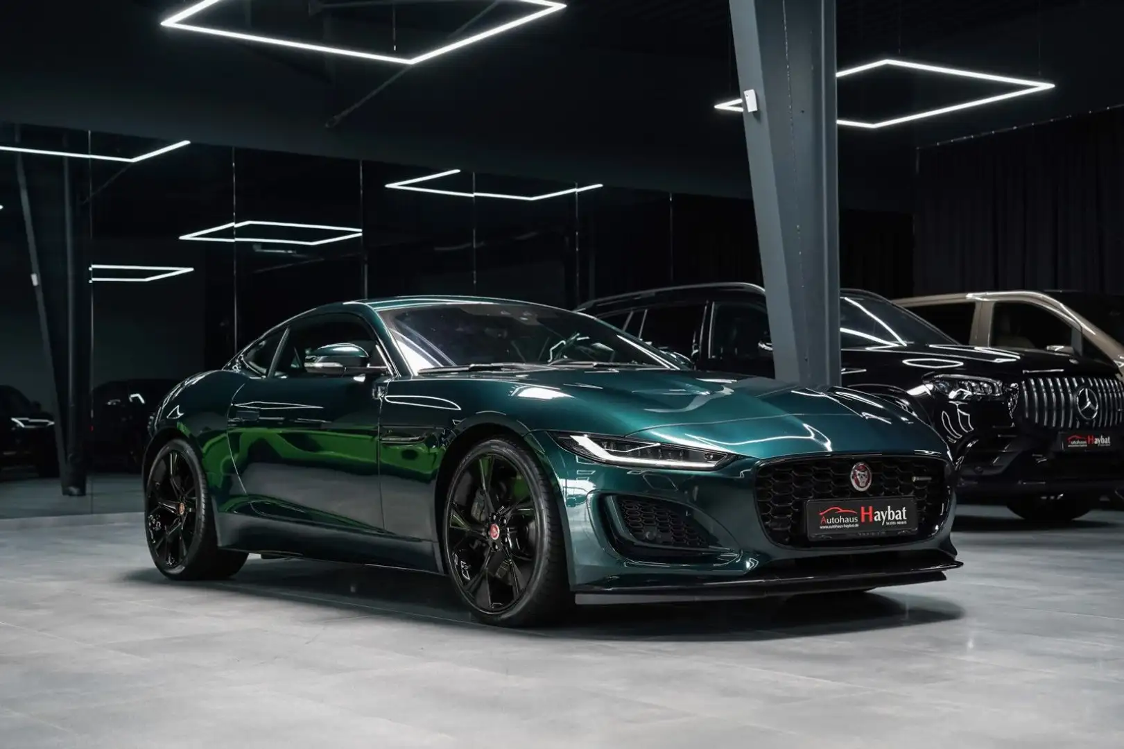 Jaguar F-Type F-TYPE Coupe P450 AWD R-Dynamic Kamera-Meridian Vert - 1