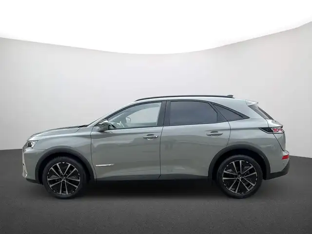 DS Automobiles DS 7 Crossback view 5