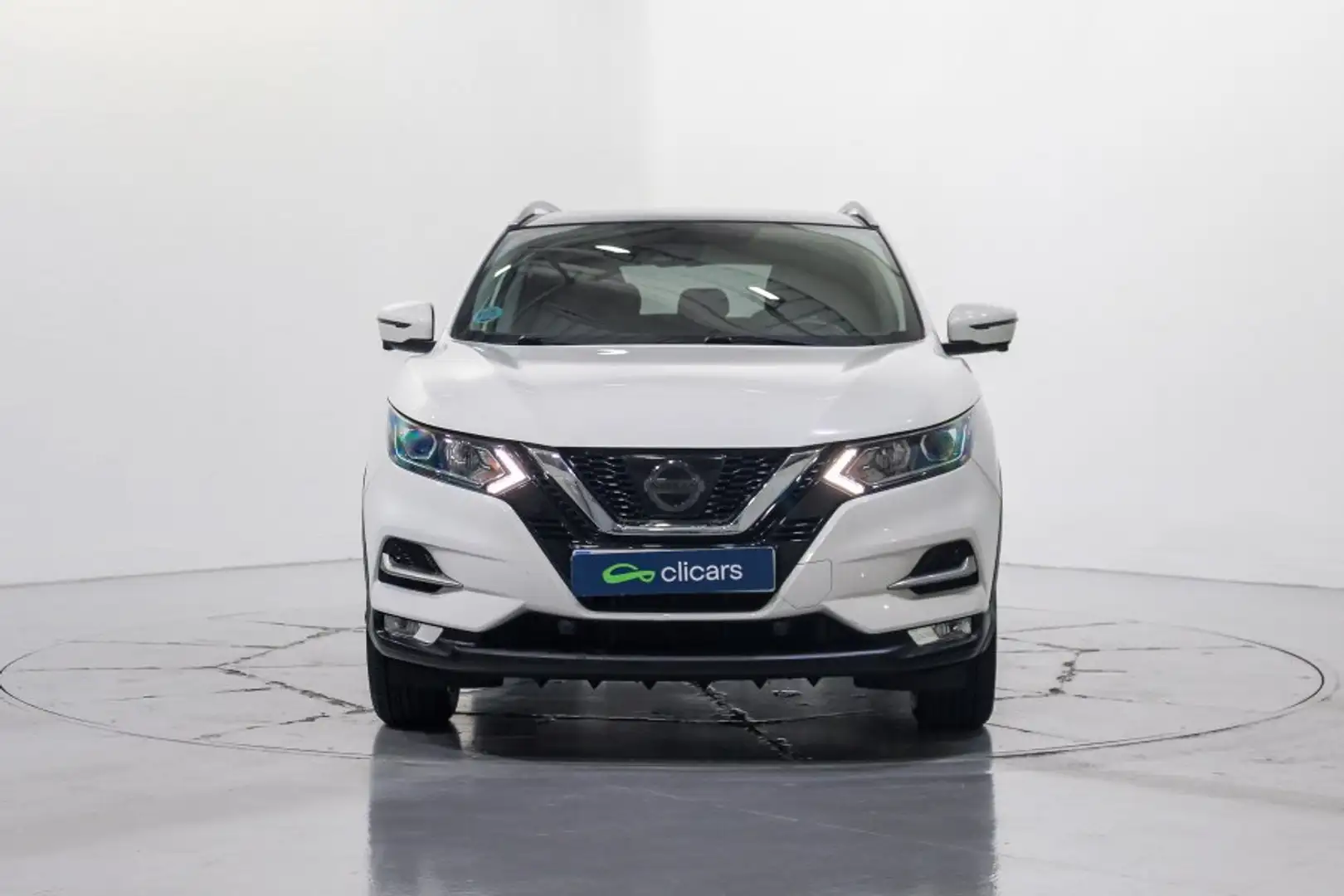 Nissan Qashqai 1.2 DIG-T N-Connecta 4x2 Weiß - 2