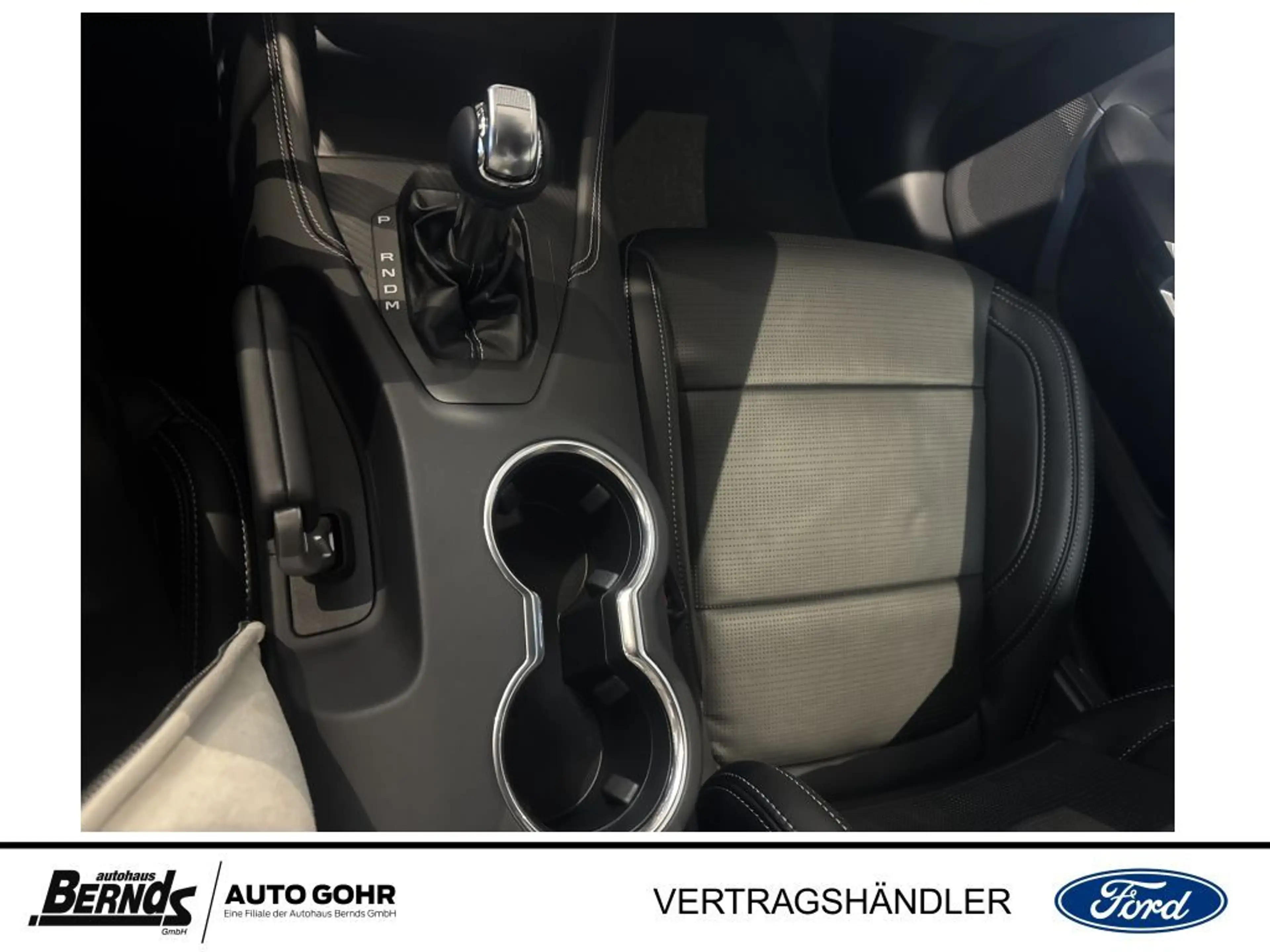 Ford Mustang Fastback 5.0 Ti-VCT V8 Aut. GT (S650) — photo 10