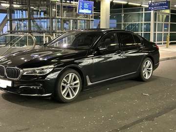 740i