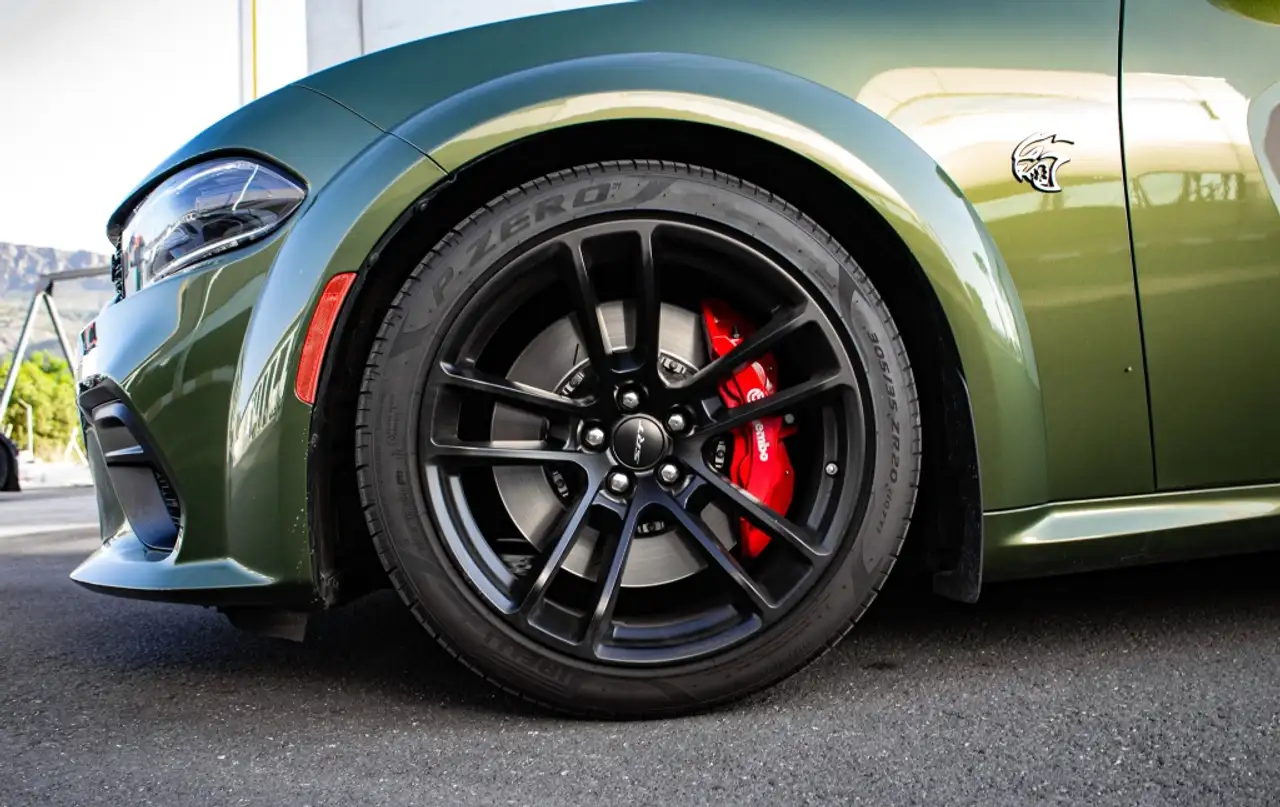 Dodge Charger 2021 — фото 15