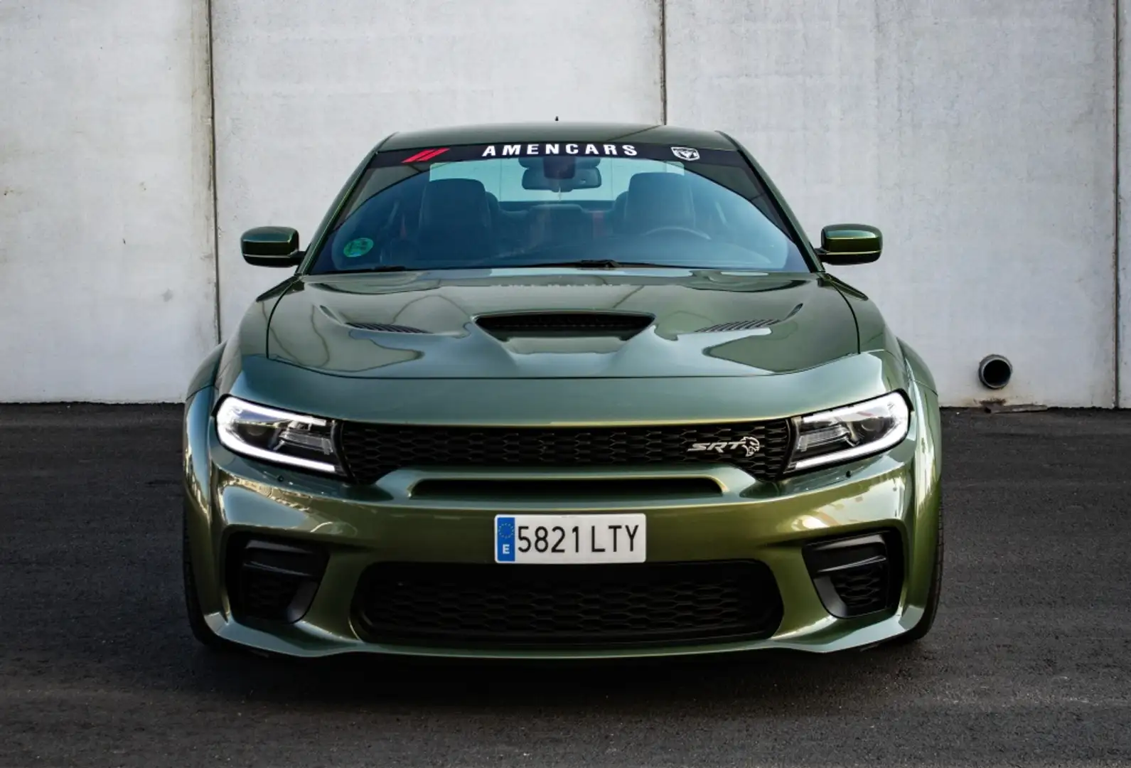 Dodge Charger SRT Hellcat 6.2 HEMI V8 Supercharged Verde - 2