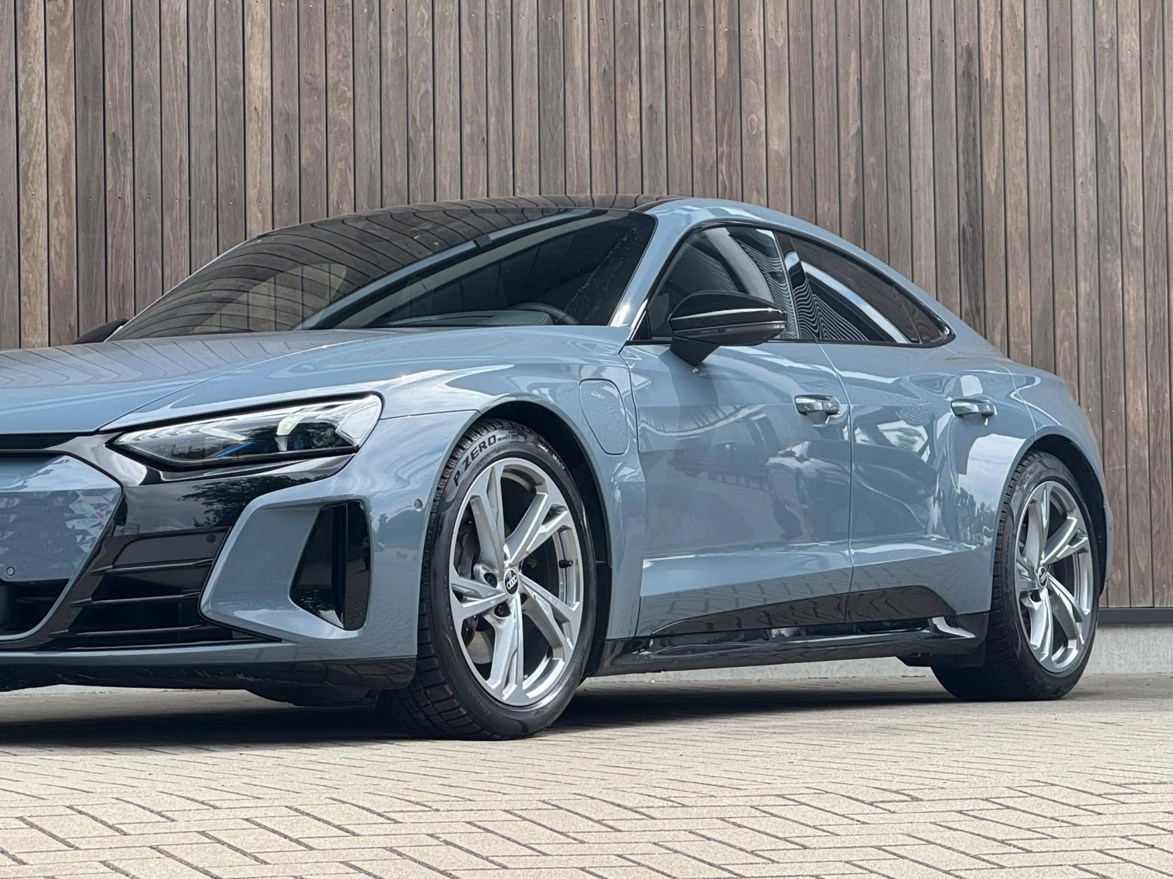 Audi e-tron GT GT 93 kWh / B&O / ACC / 21' / 360 / Laser / — photo 3