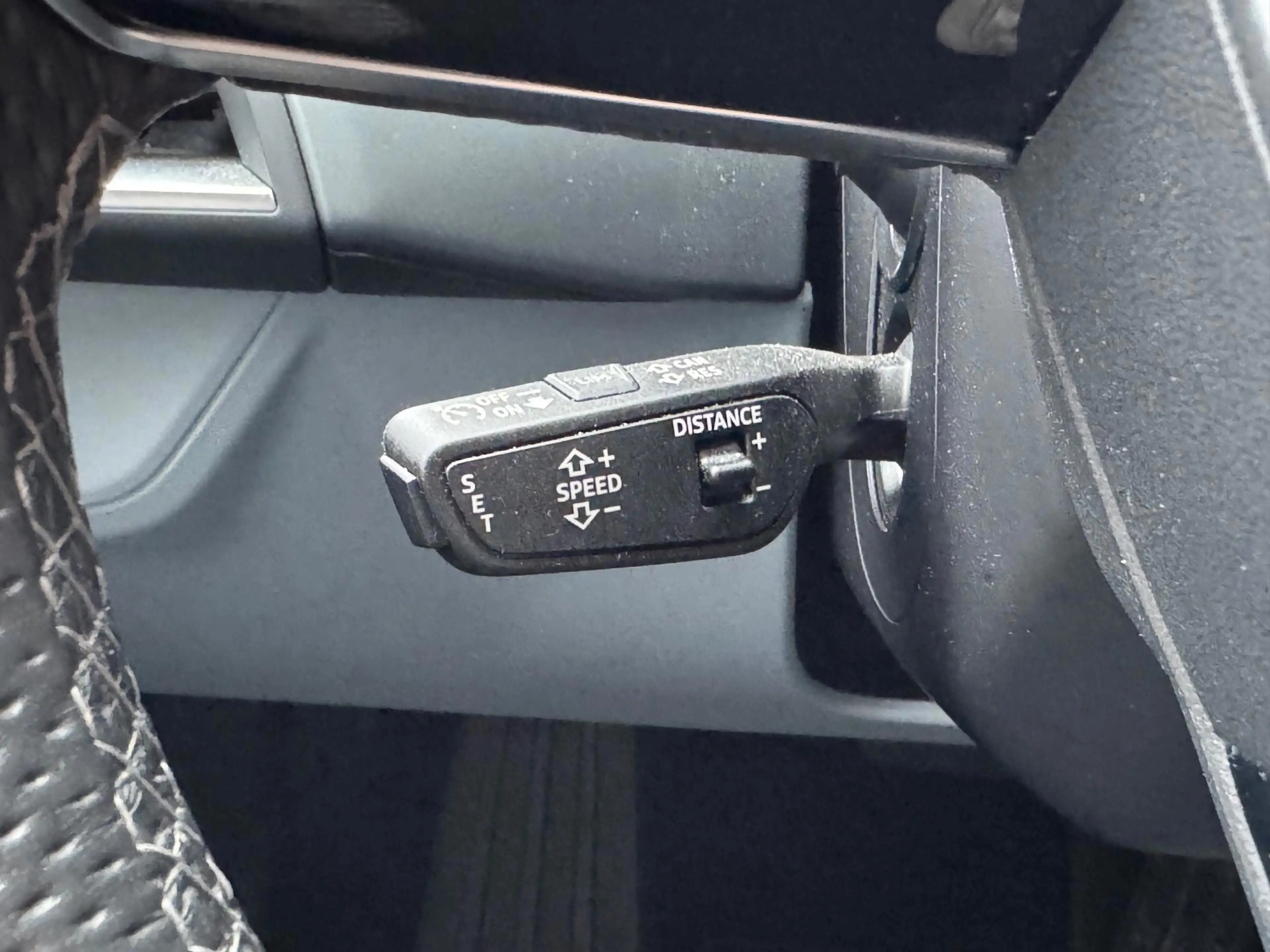 Audi e-tron GT GT 93 kWh / B&O / ACC / 21' / 360 / Laser / — photo 40