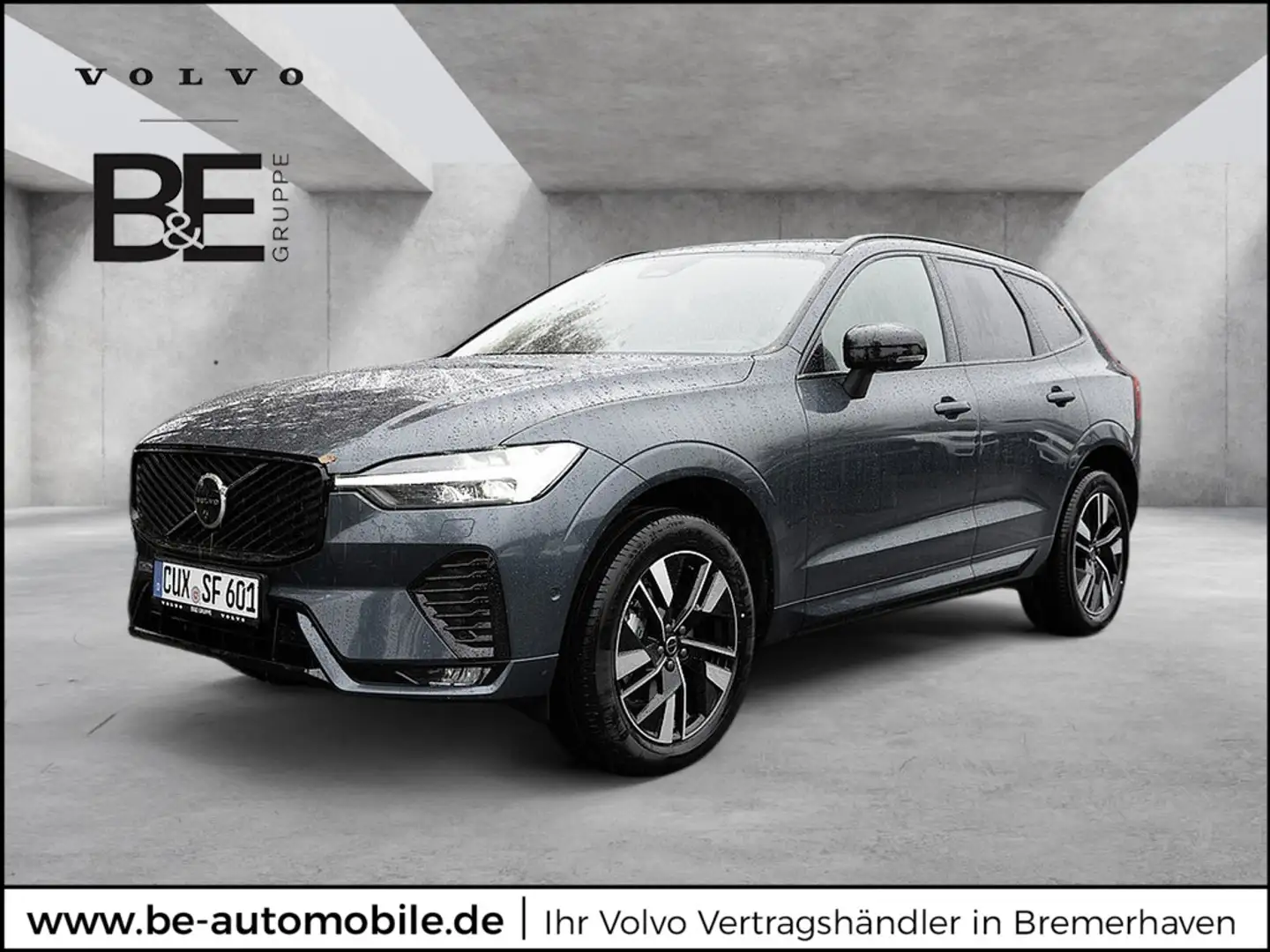 Volvo XC60 B5 AWD Plus Dark H/K PANORAMADACH 360° Blau - 1