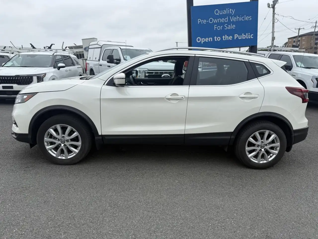 Nissan Qashqai photo Nissan Qashqai