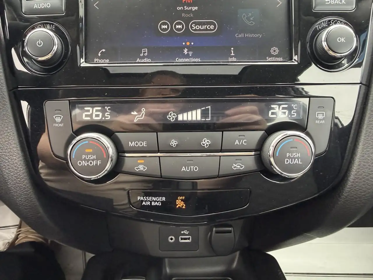 Nissan Qashqai photo Nissan Qashqai