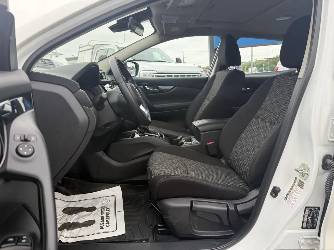 Nissan Qashqai photo Nissan Qashqai