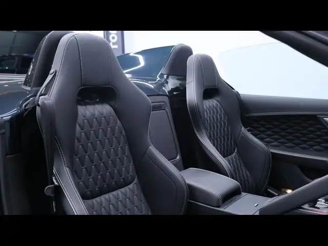 Jaguar F-Type view 15