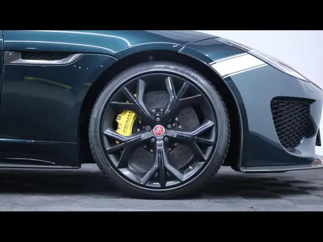Jaguar F-Type view 12
