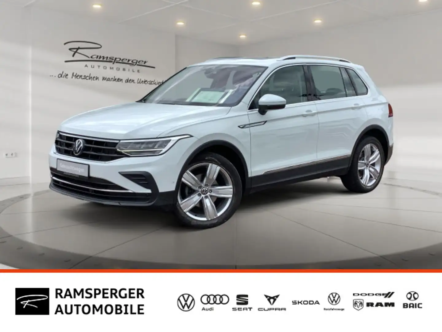 Volkswagen Tiguan 1.5 TSI Life AHK ACC Pano 19 Zoll Kamera Blanc - 1