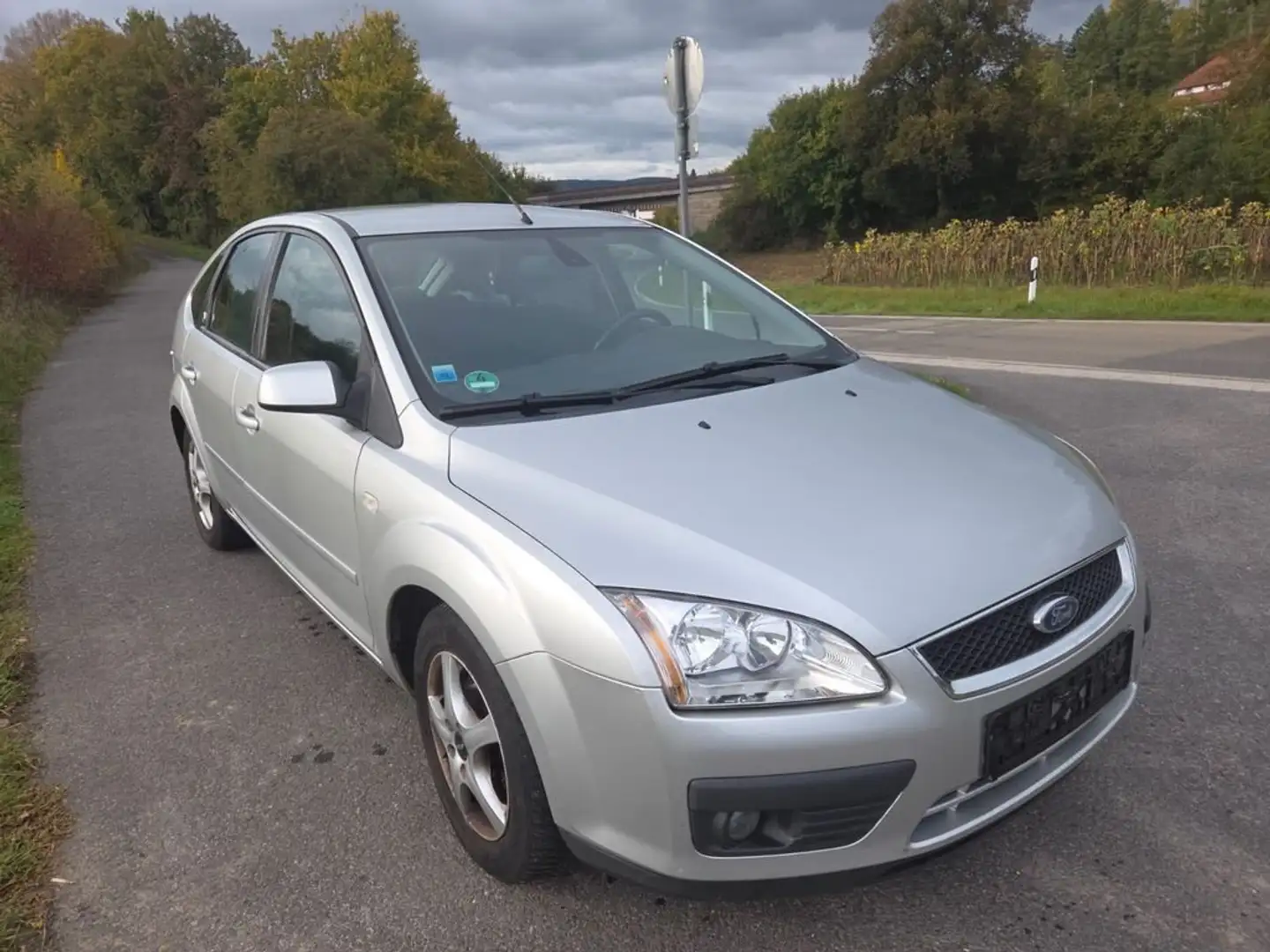 Ford Focus Focus 1.6 Ti-VCT Ghia Argent - 2