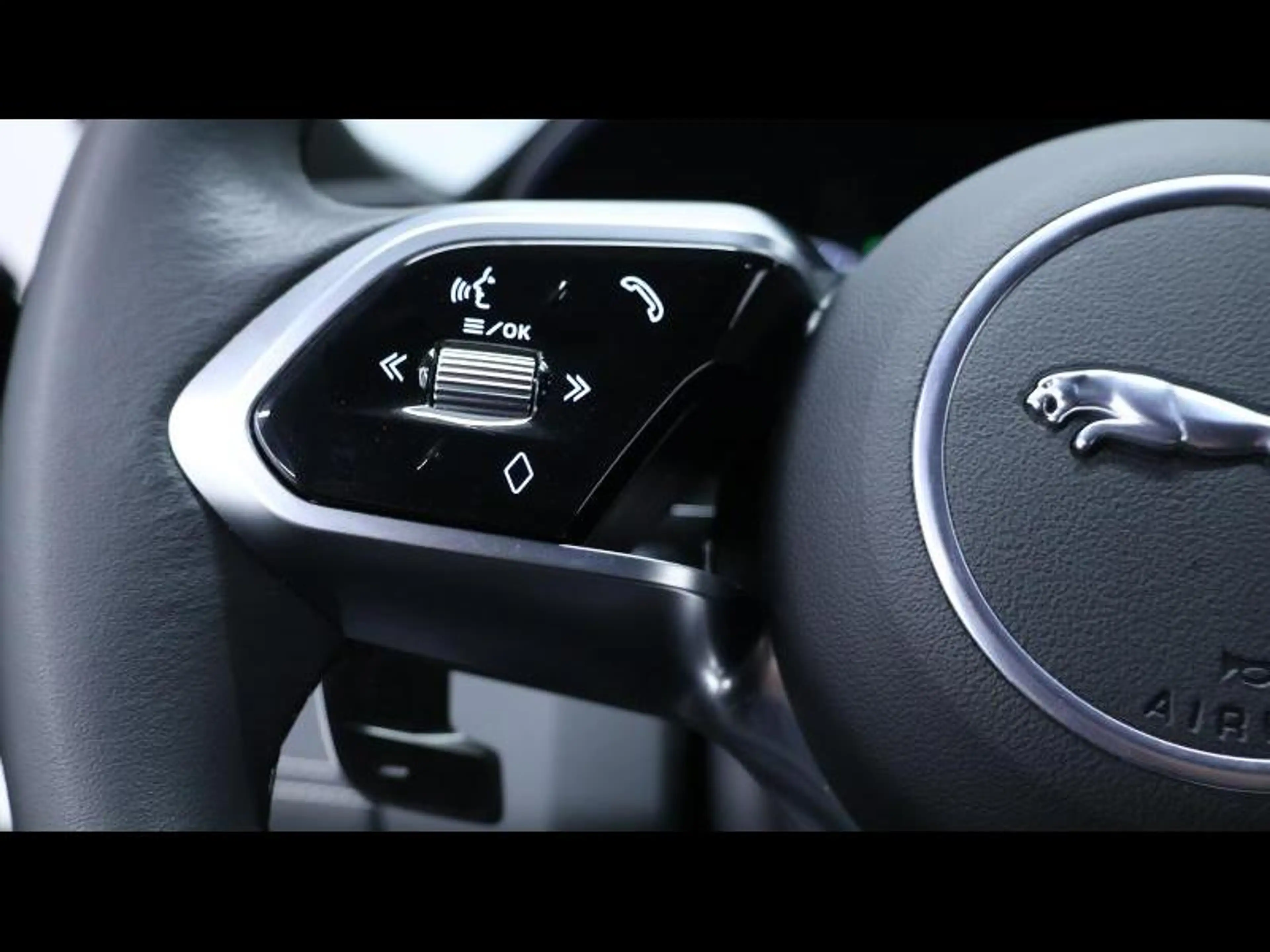 Jaguar E-Pace D165 R-Dynamic S AWD auto — photo 14