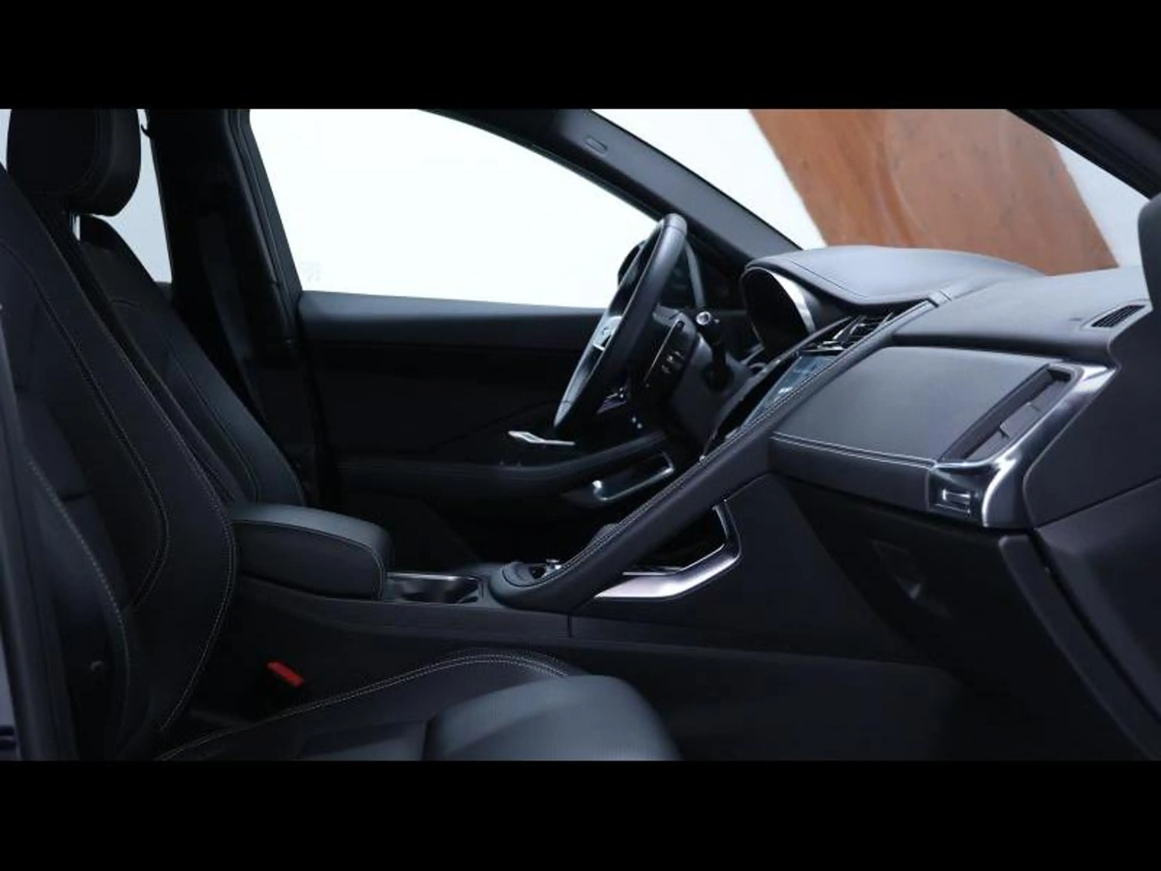 Jaguar E-Pace D165 R-Dynamic S AWD auto — photo 9