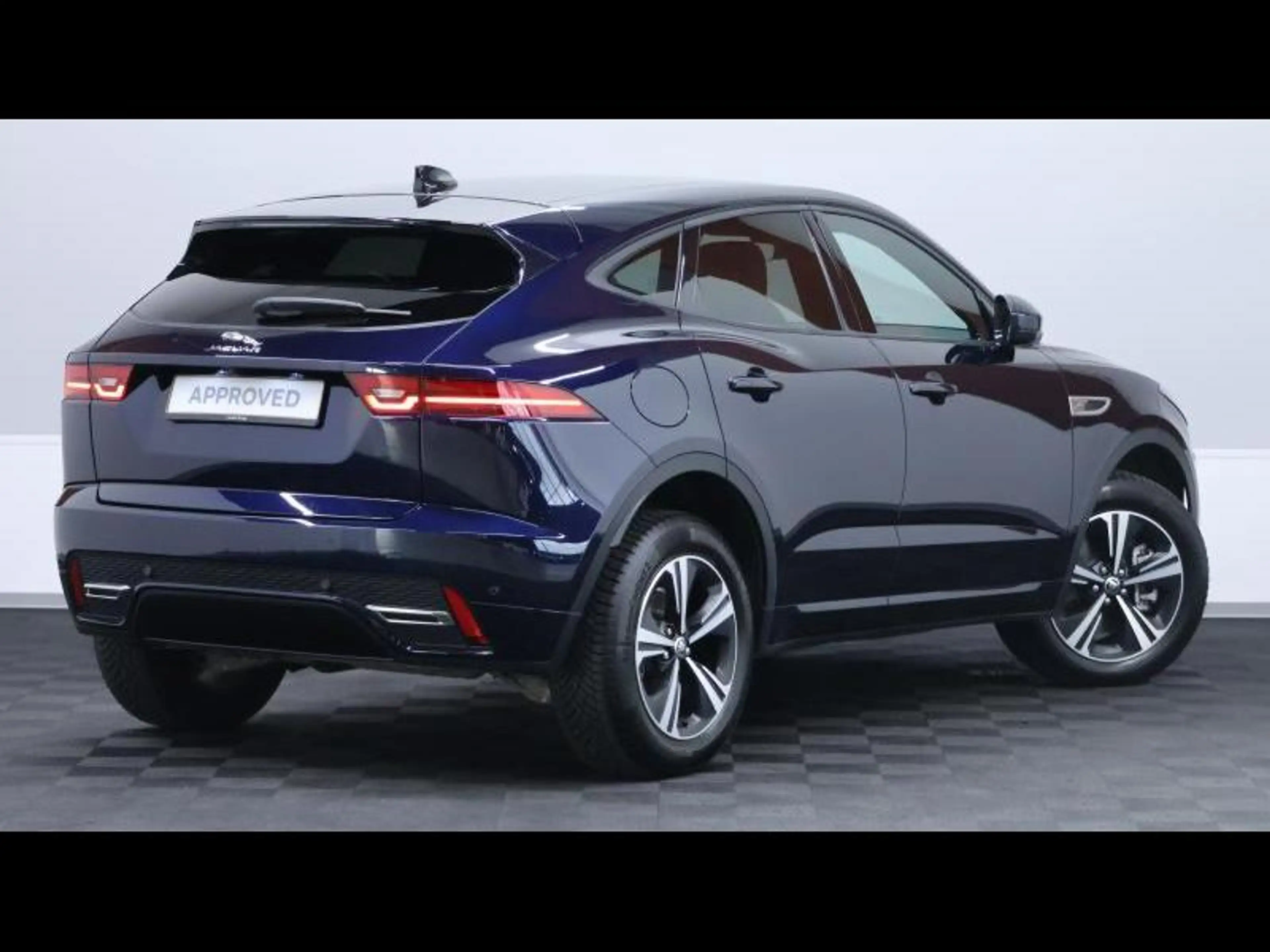 Jaguar E-Pace D165 R-Dynamic S AWD auto — photo 4