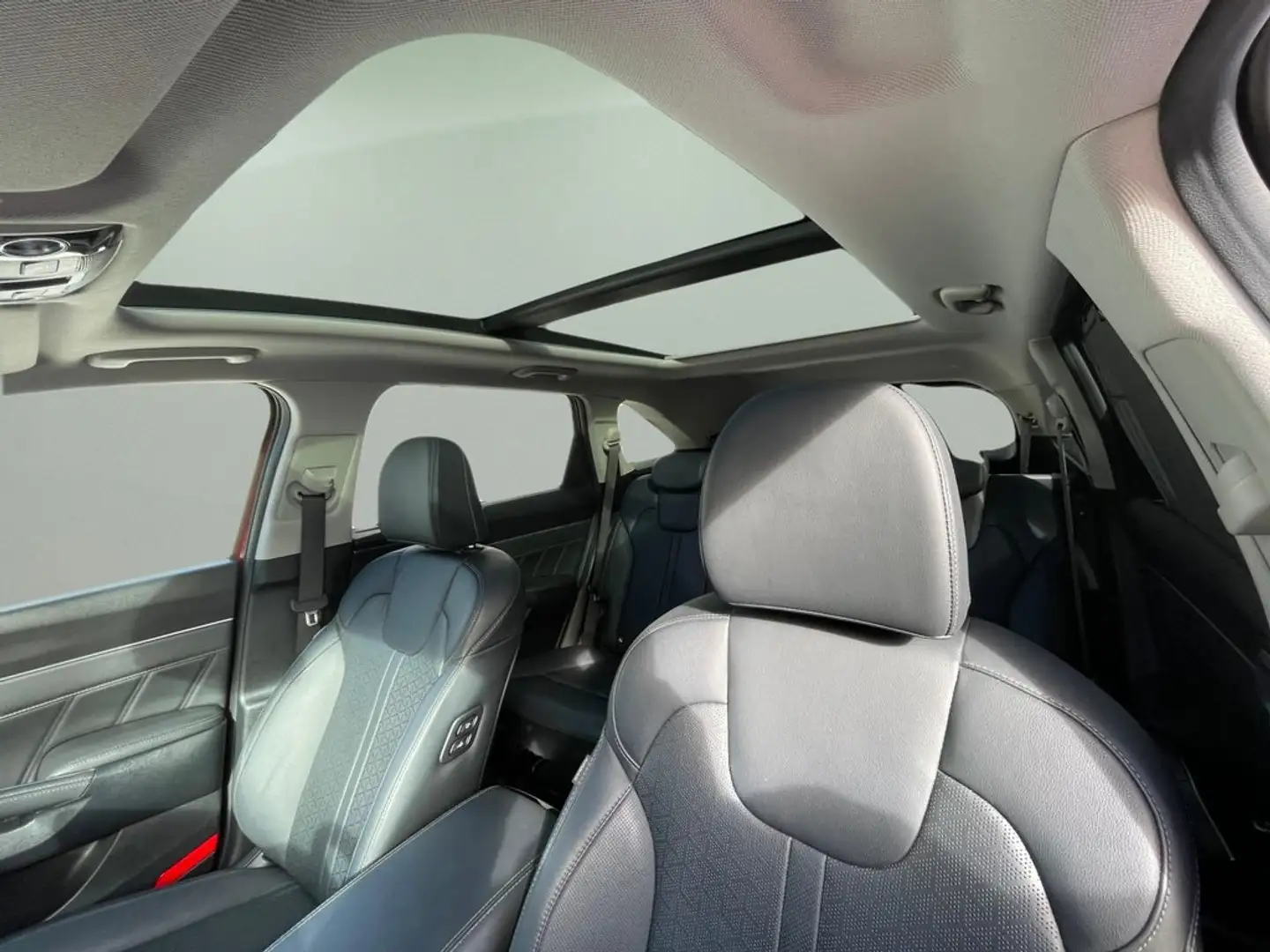 Kia Sorento 1.6 T-GDi HEV Black Edition 4x2 Rojo - 2