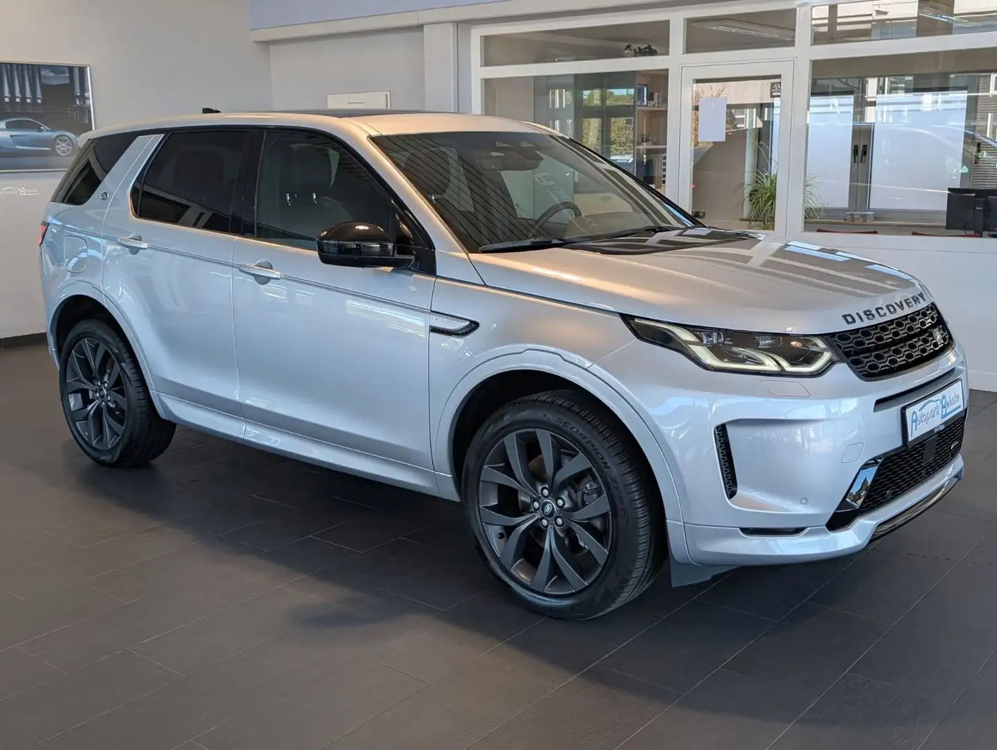 Land Rover Discovery Sport P250 R-Dynamic AWD*AHK*Panorama Argent - 1