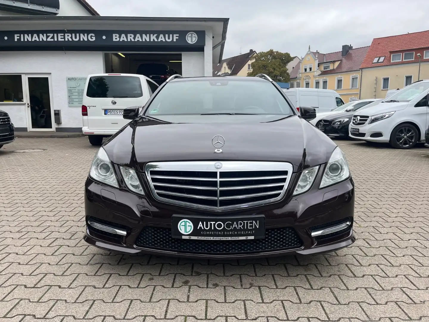 Mercedes-Benz E 300 CDI BlueEfficiency AMG Line/Tüv neu Braun - 2