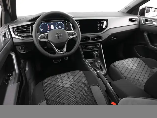 Volkswagen Polo view 14