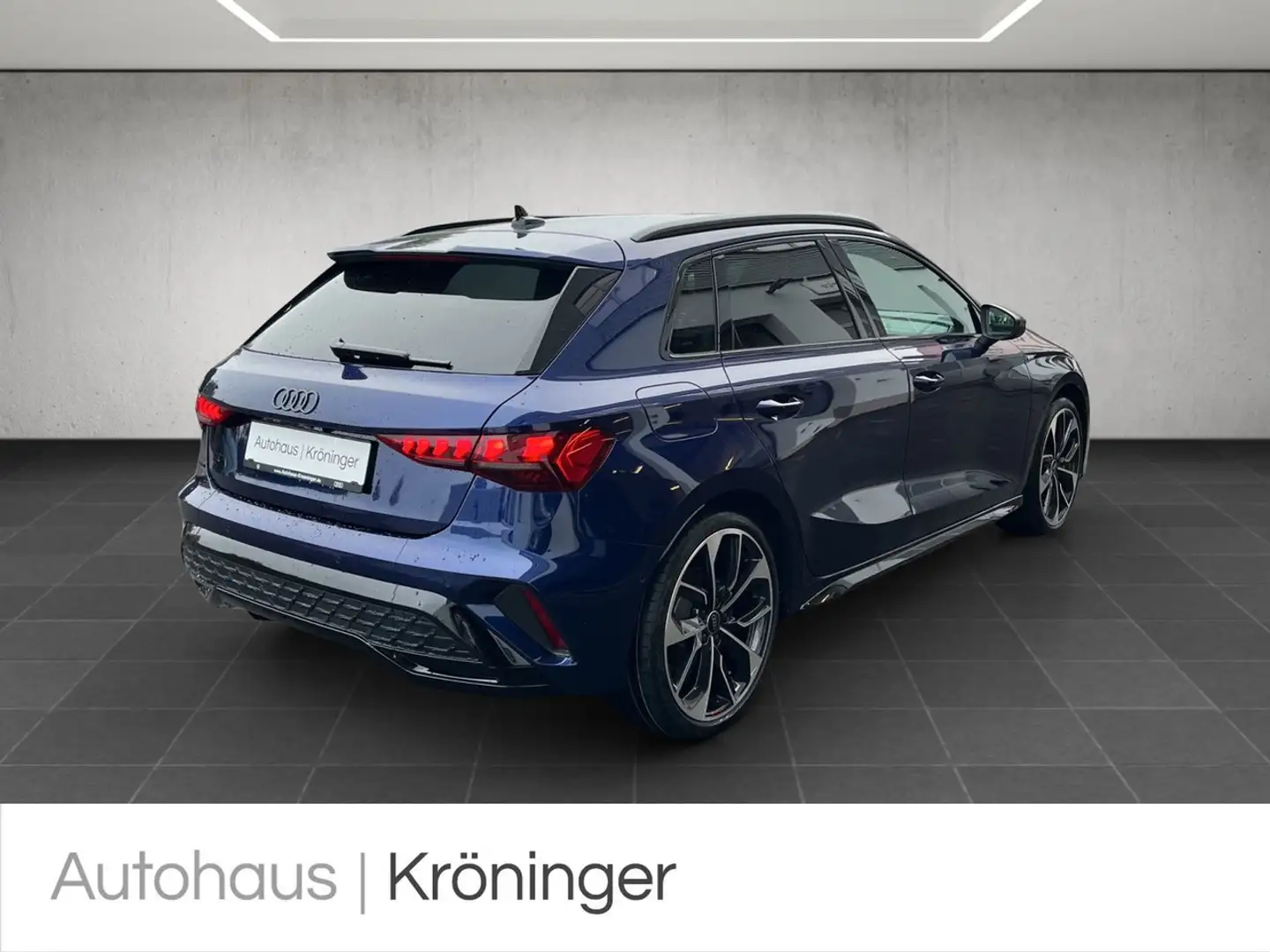 Audi A3 Sportback 35 TFSI S Tronic S line Rück Klima Albastru - 2