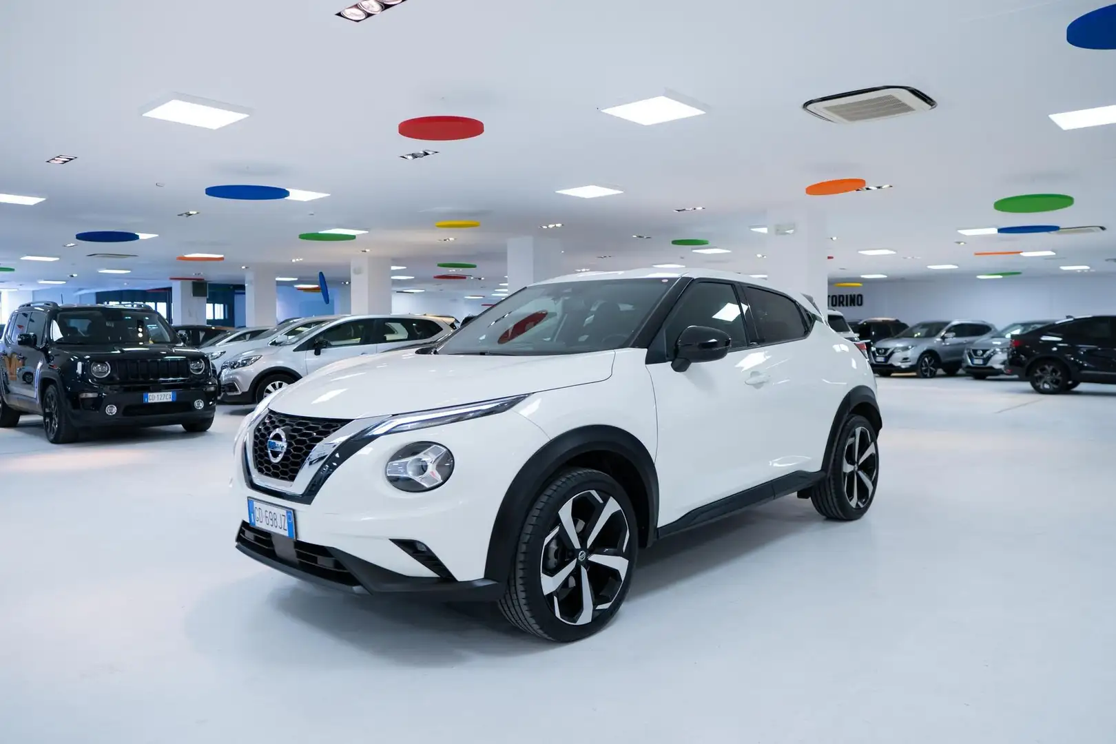 Nissan Juke 1.0 dig-t N-Design 117CV Bianco - 1