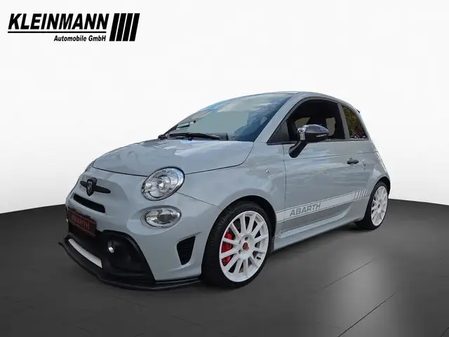 Abarth 695 esseesse Limited *One of 695"