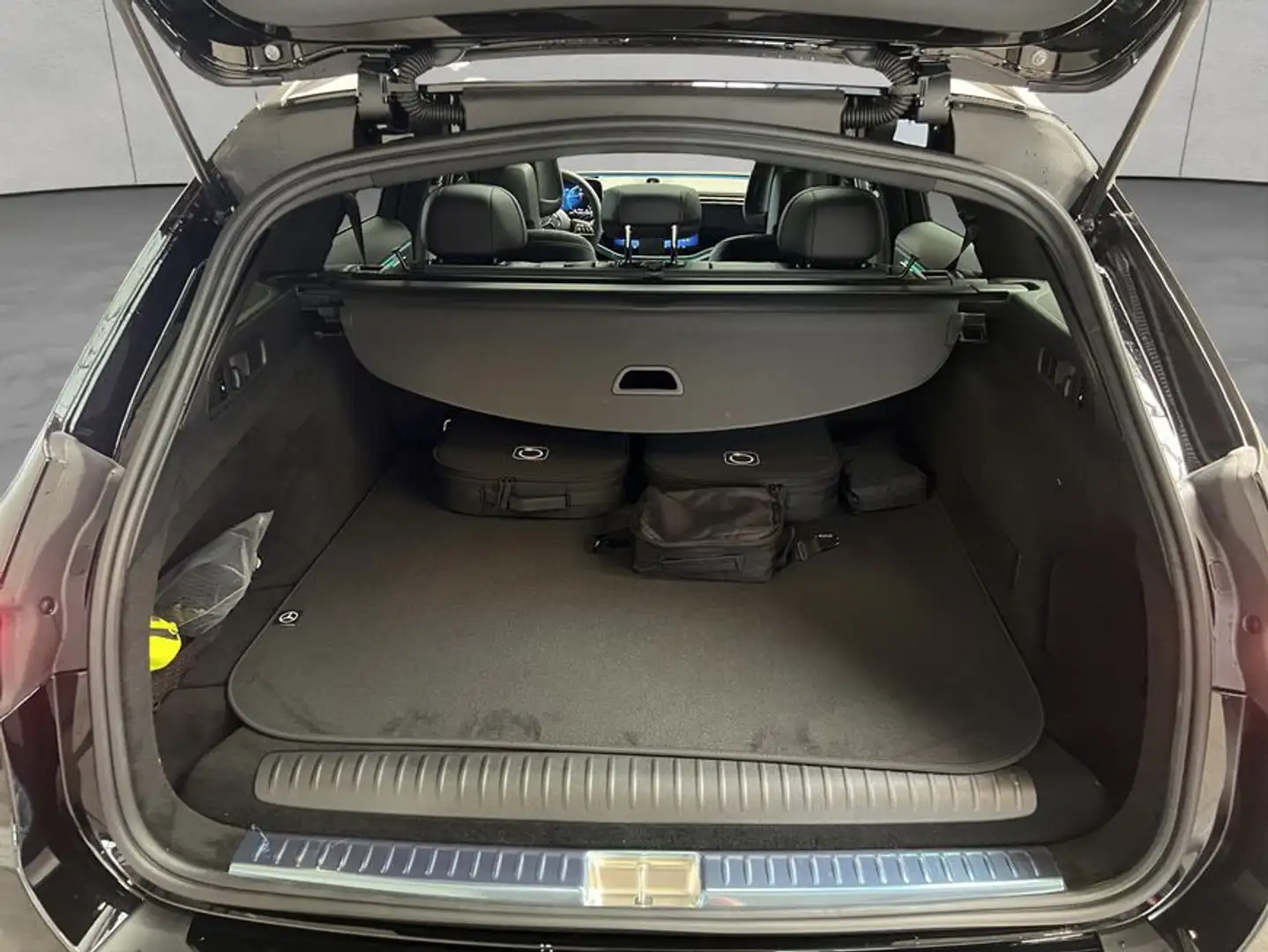 Mercedes-Benz E 300 E-Klasse Schwarz - 2