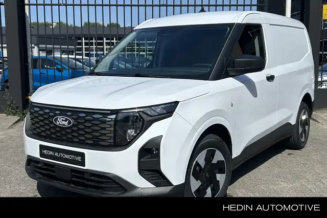 Ford Transit Courier E-Transit Trend 44 kWh | Winter Pack | Trekhaak |