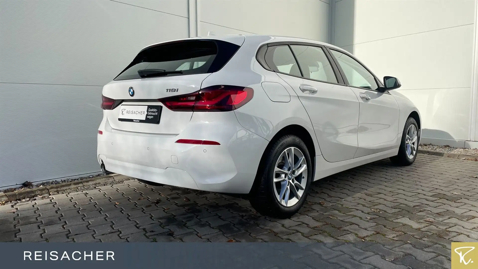 BMW 118 i Advantage LCPro.LED,SHZ Weiß - 2