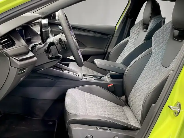 Skoda Octavia view 9