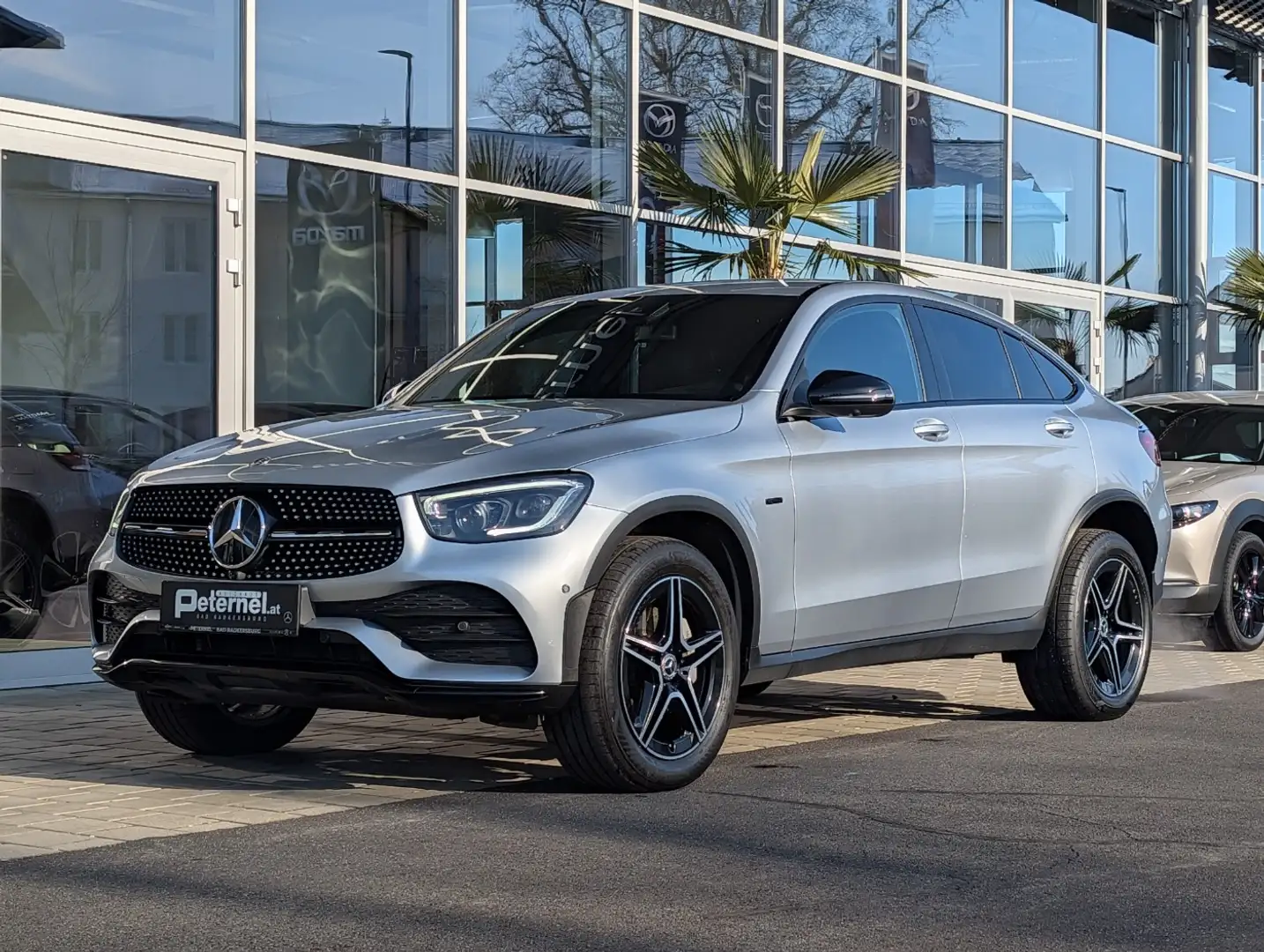 Mercedes-Benz GLC 300 de 4MATIC Coupé AMG-Line Mbeam eHeck Silber - 2