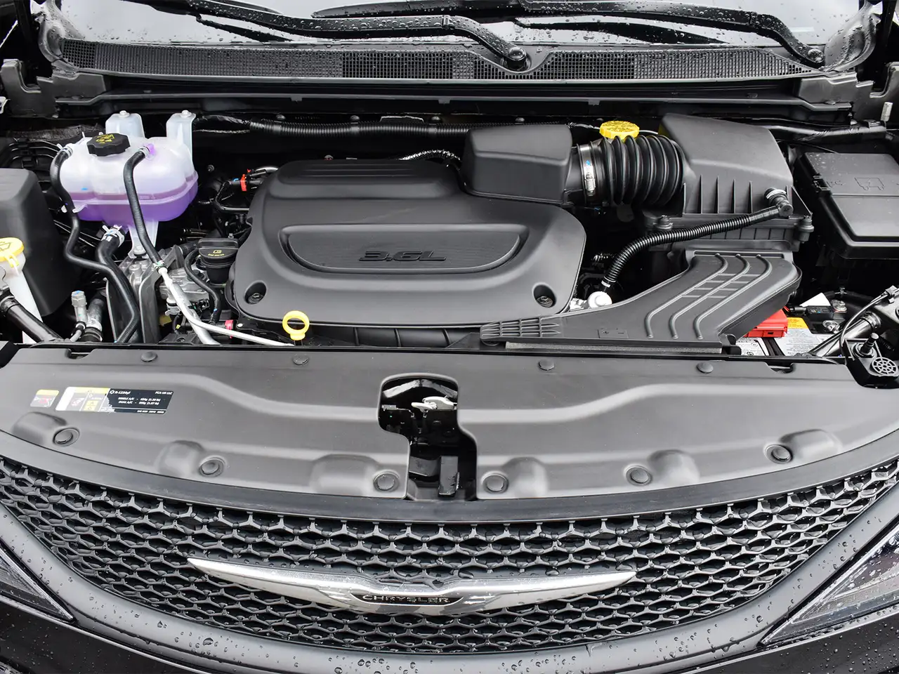 Chrysler Grand Caravan photo Chrysler Grand Caravan