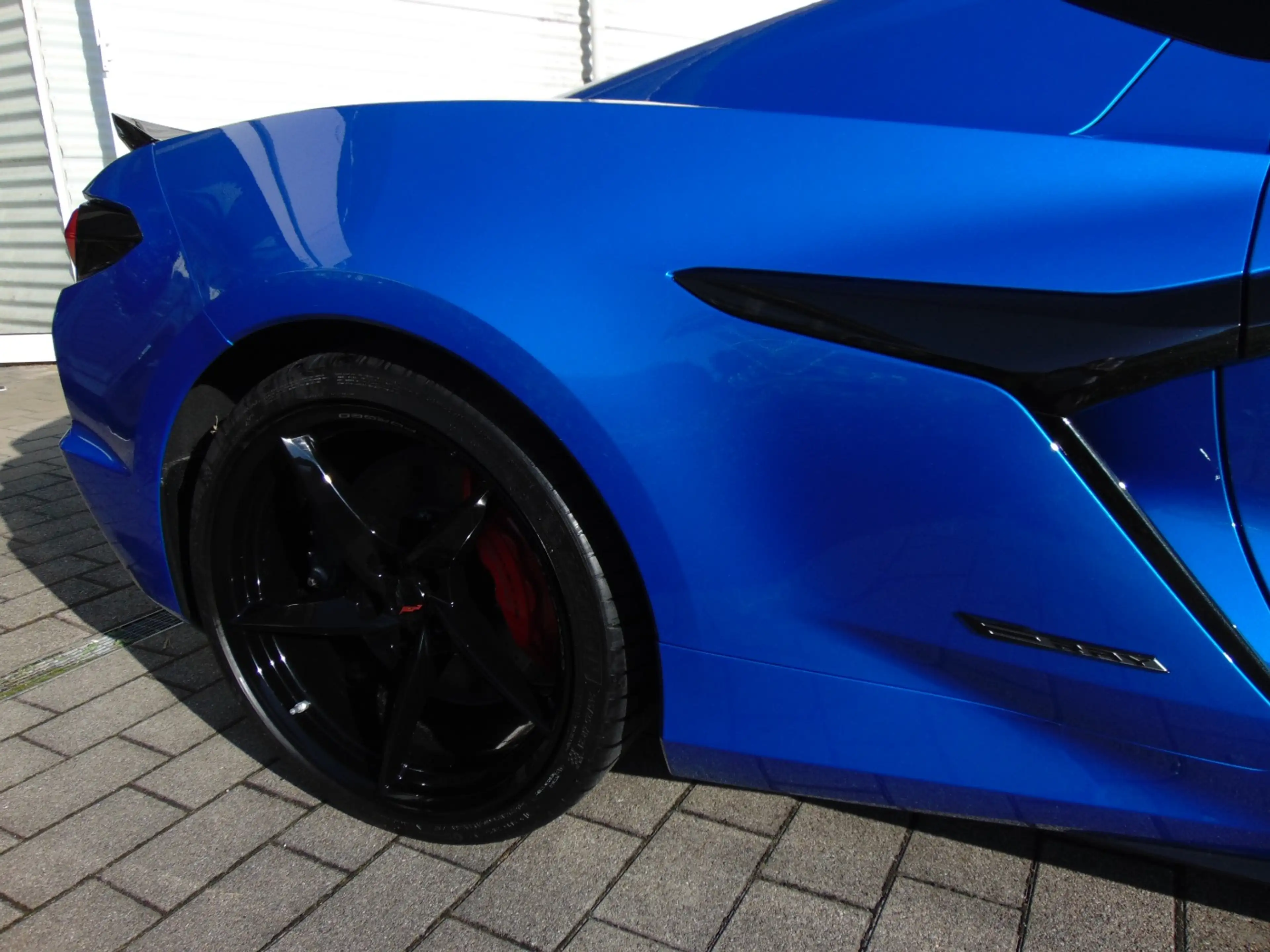 Corvette C8 E-Ray Cabrio Europamodell Front Lift — photo 21