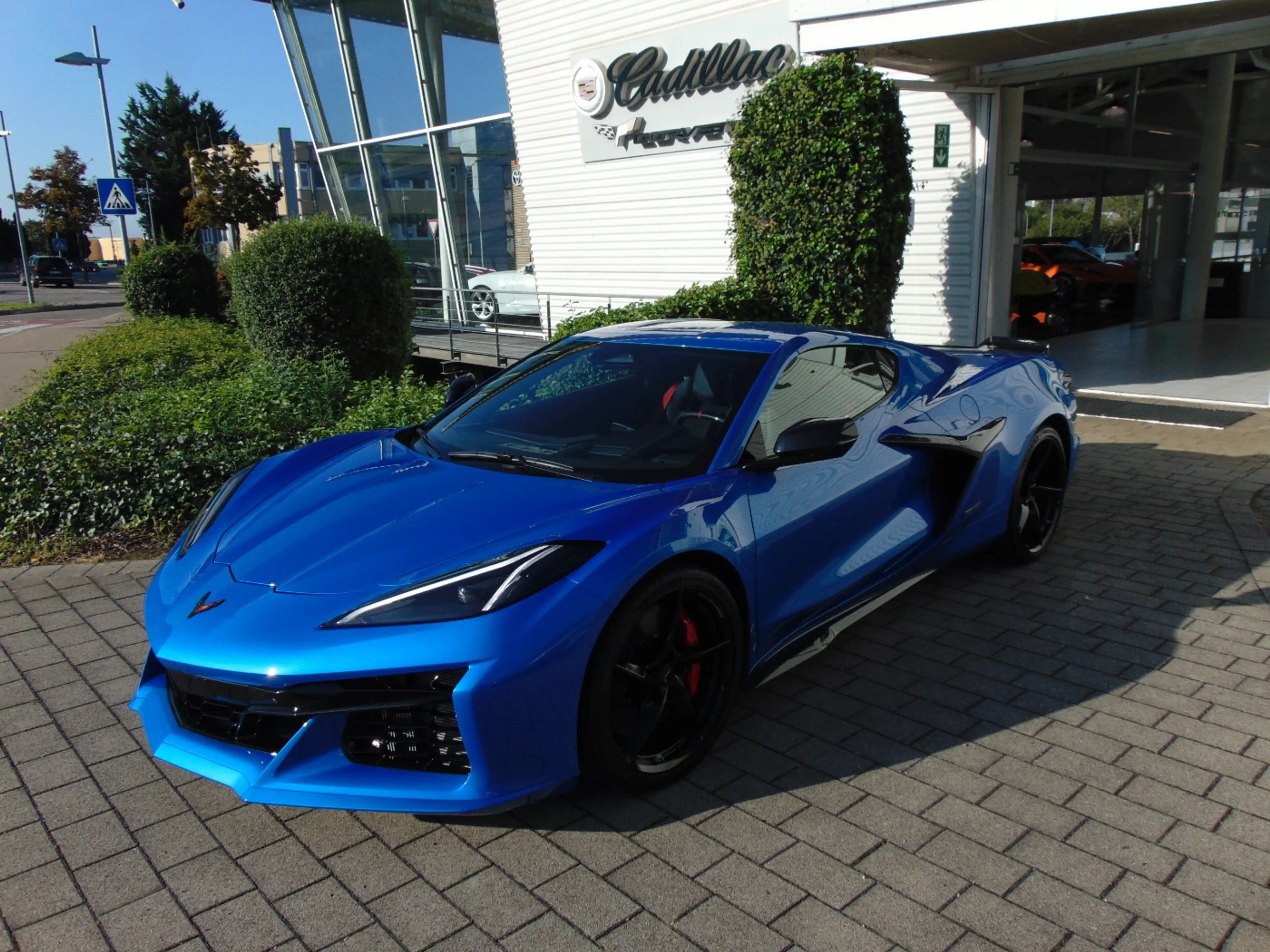 Corvette C8 E-Ray Cabrio Europamodell Front Lift — photo 2