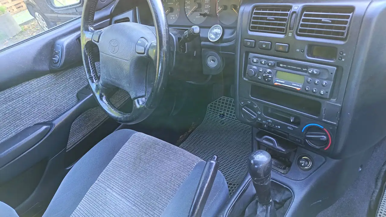Toyota Carina Liftback 1.6 GLi Klima*, foto 11