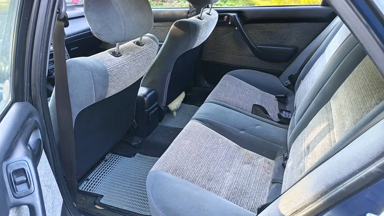 Toyota Carina Liftback 1.6 GLi Klima*, foto 5