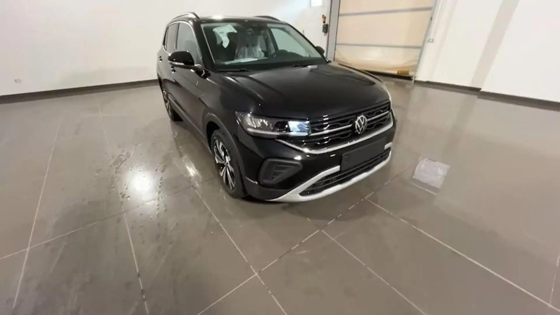 Volkswagen T-Cross 1.0 TSI Edition Plus #TAN 5,95 Fekete - 1