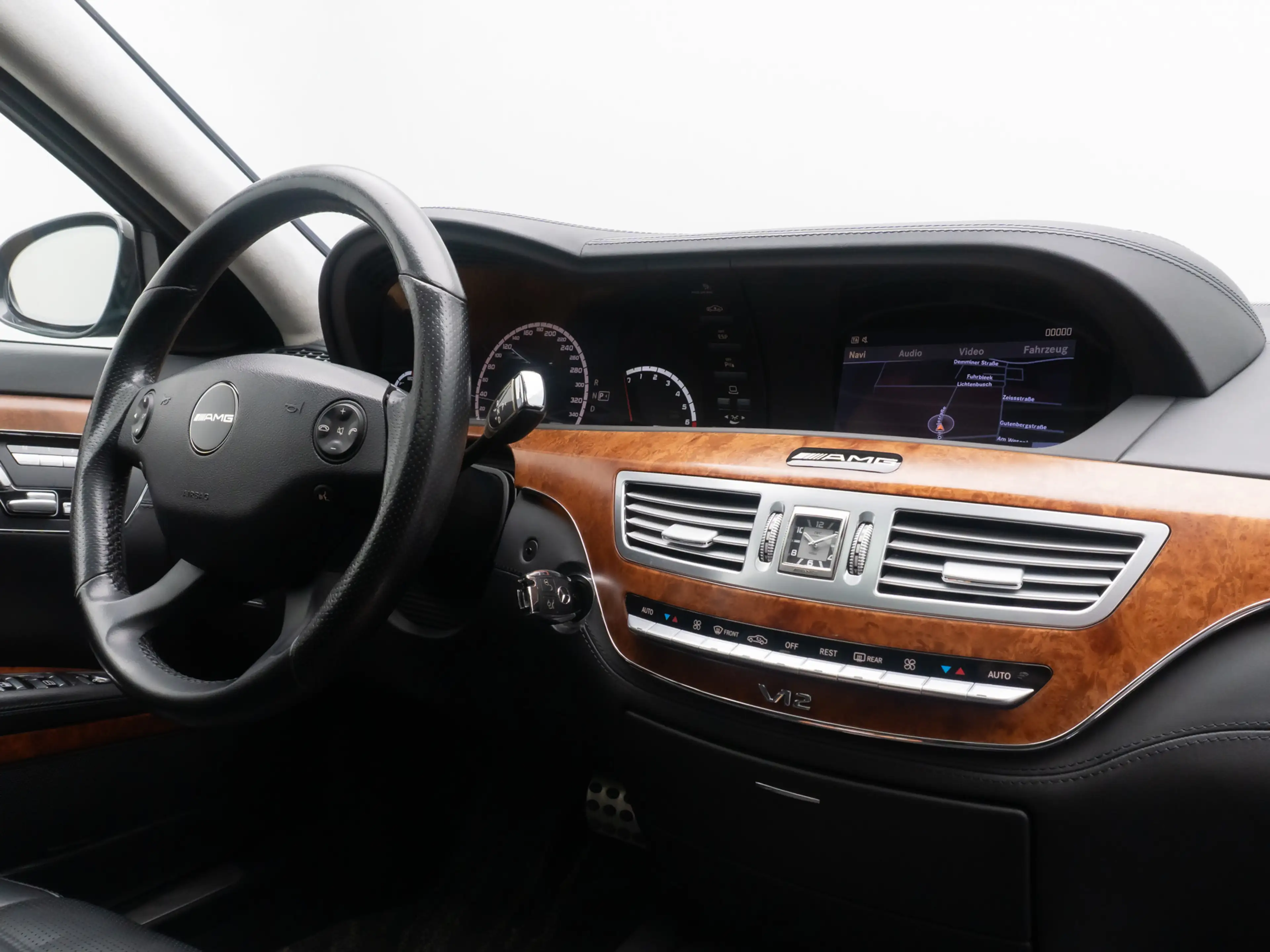 Mercedes-Benz S 65 AMG Long Massage BiXenon Kamera GSD 20Voll — photo 35
