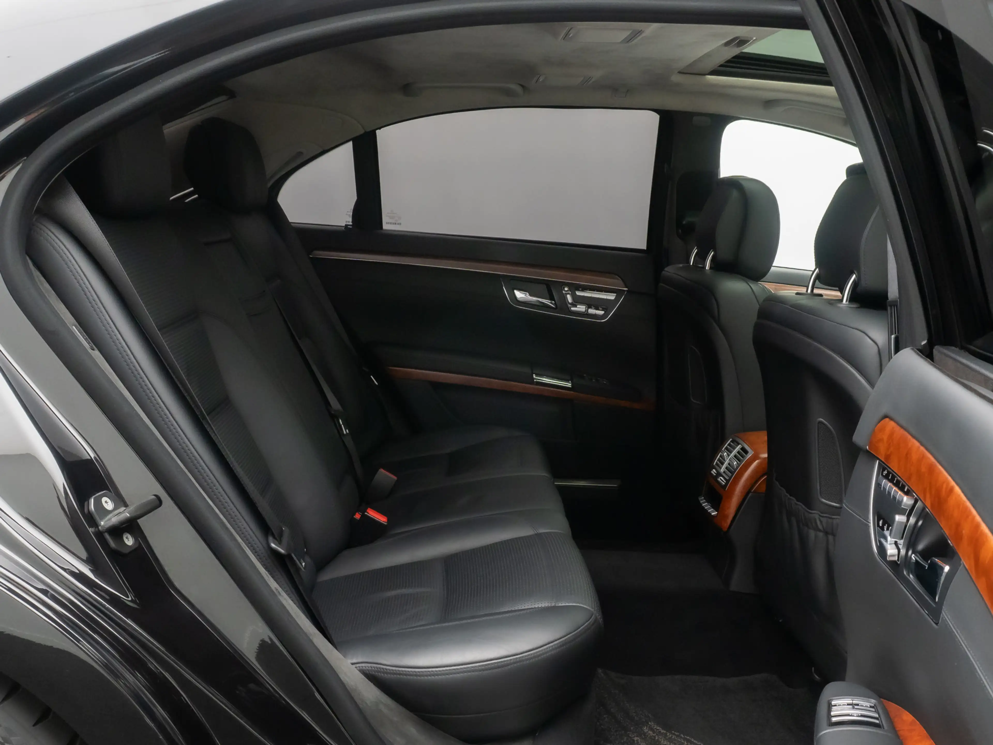 Mercedes-Benz S 65 AMG Long Massage BiXenon Kamera GSD 20Voll — photo 26