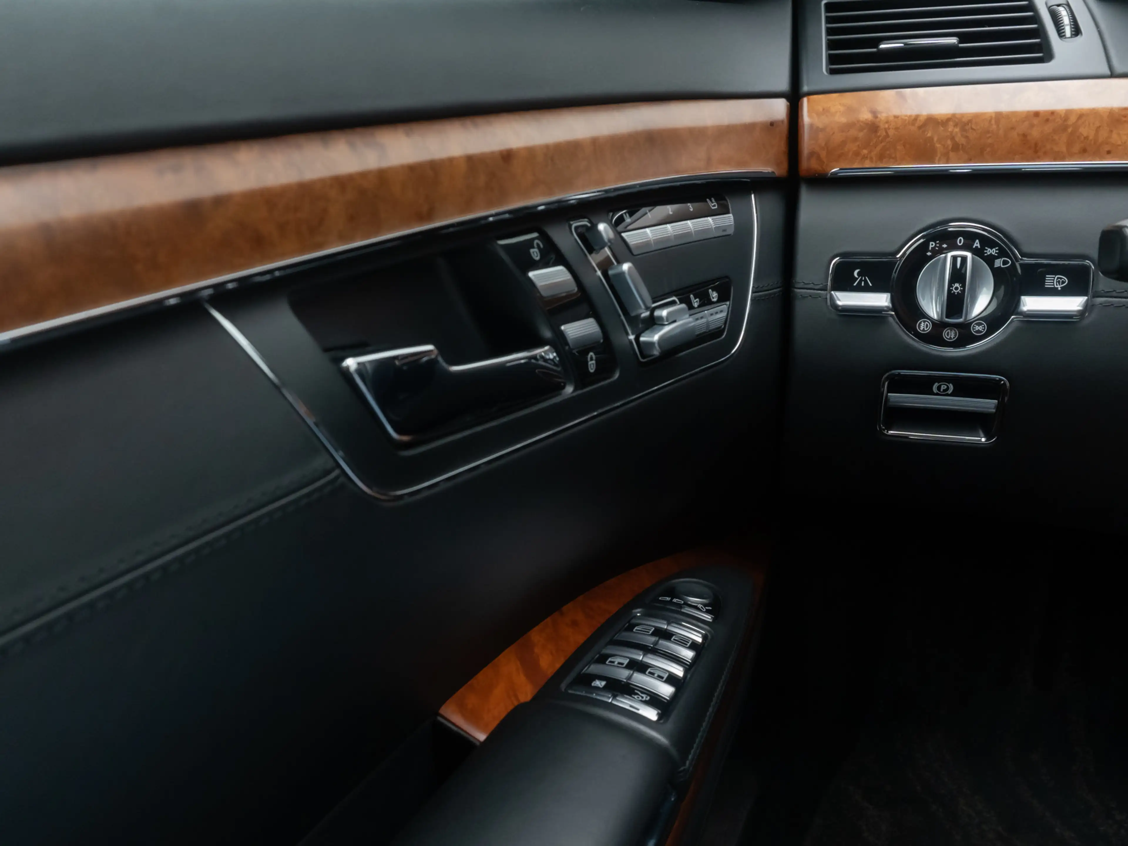 Mercedes-Benz S 65 AMG Long Massage BiXenon Kamera GSD 20Voll — photo 33