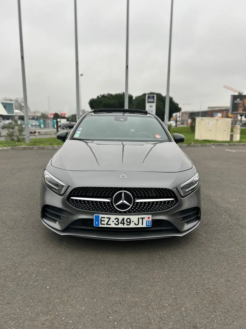 Mercedes-Benz A 200 Classe 7G-DCT AMG Line Gris - 2