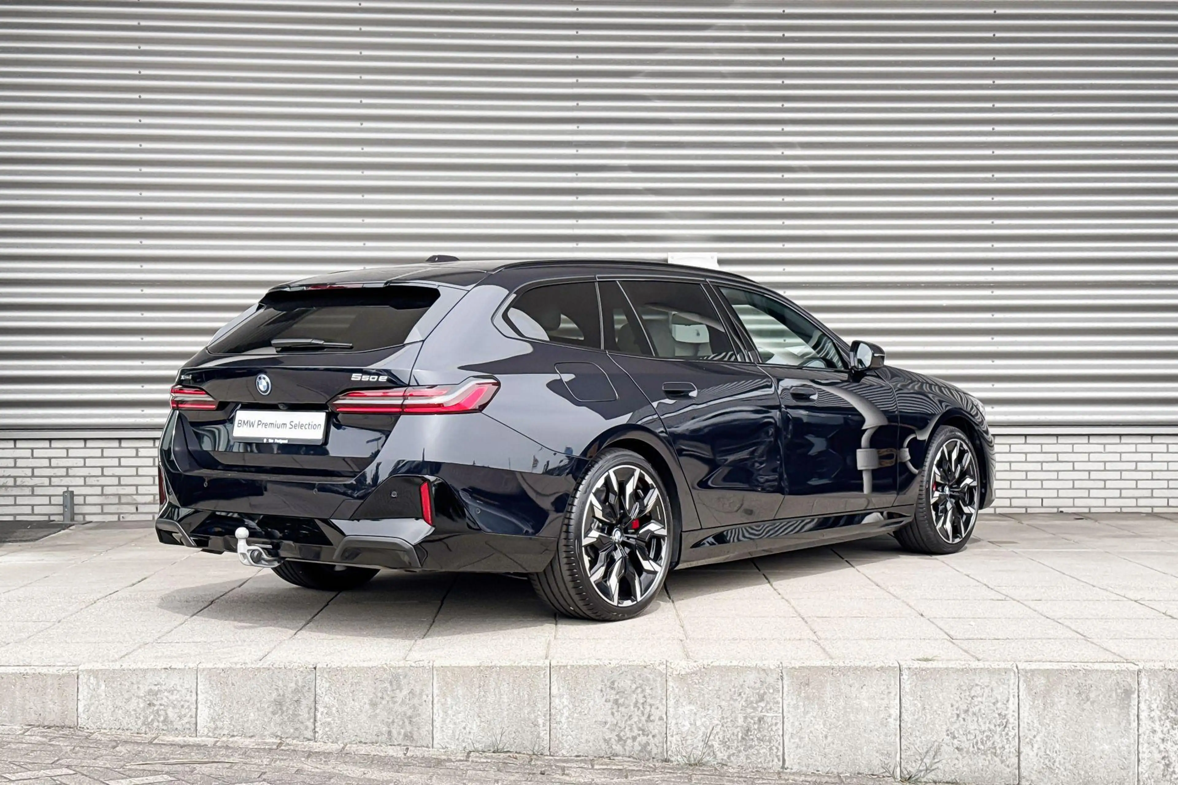 BMW 550 5 Serie Touring 550e xDrive — photo 4