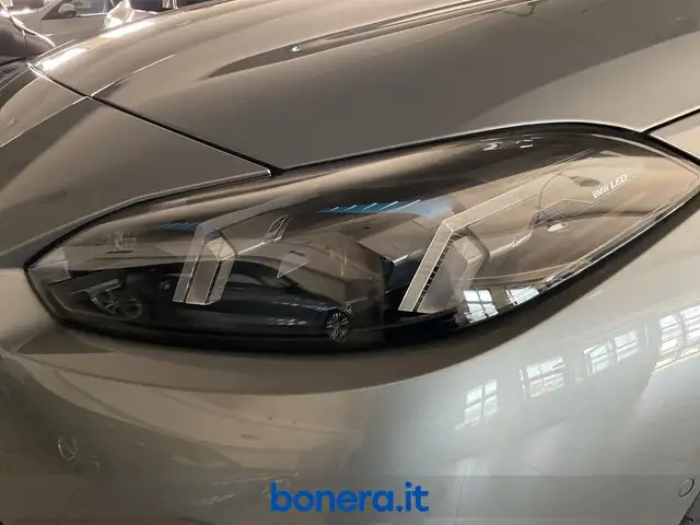 BMW 1 Series view 10