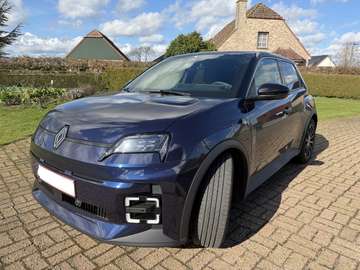 E-R5 E-Tech 52 kWh Comfort Range Techno