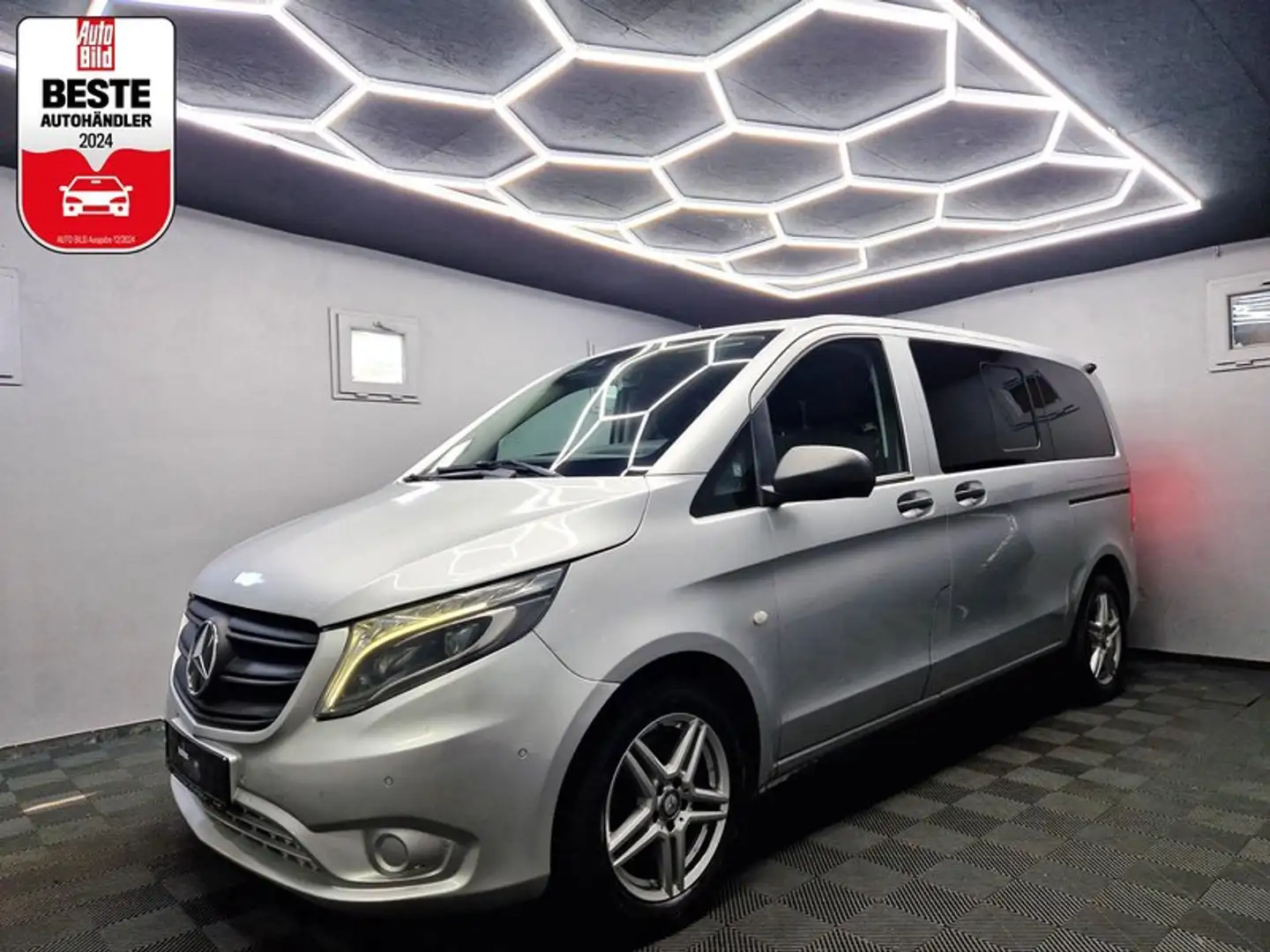 Mercedes-Benz Vito Tourer 119 CDI Pro kompakt|AUTOM|8 SITZE|LED| Argent - 1